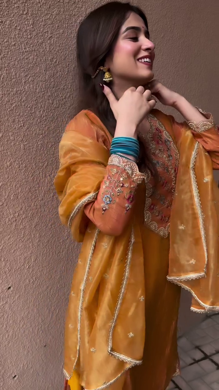 ✨ Royal Hand-Embroidered Silk Kurti – Festive Heritage Edition ✨