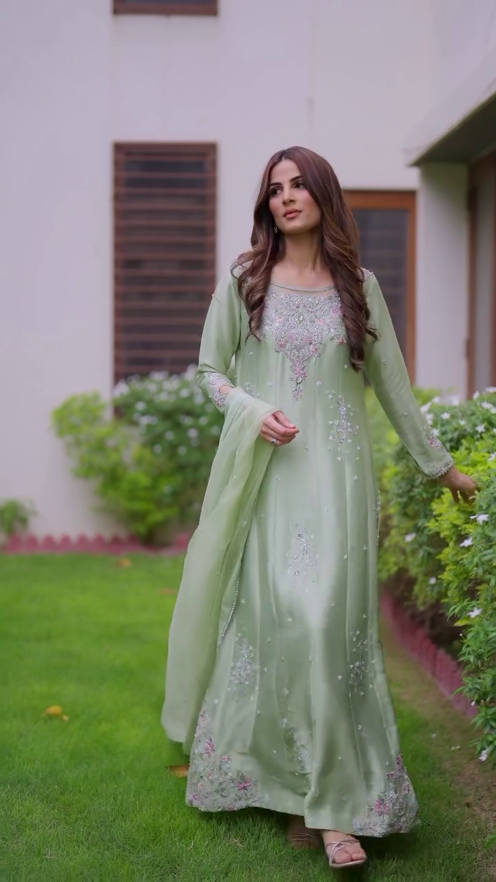 🌿✨ “Pastel Mint Dream Embroidered Long Suit – Elegant Festive Wear Set” ✨🌿