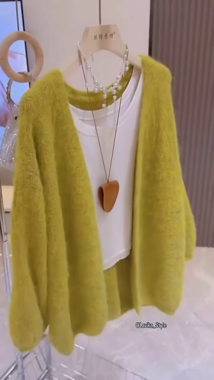 🌿✨ "SoftCloud Cozy Fluffy Cardigan Set – The Ultimate Warm & Chic Outfit" ✨🌿
