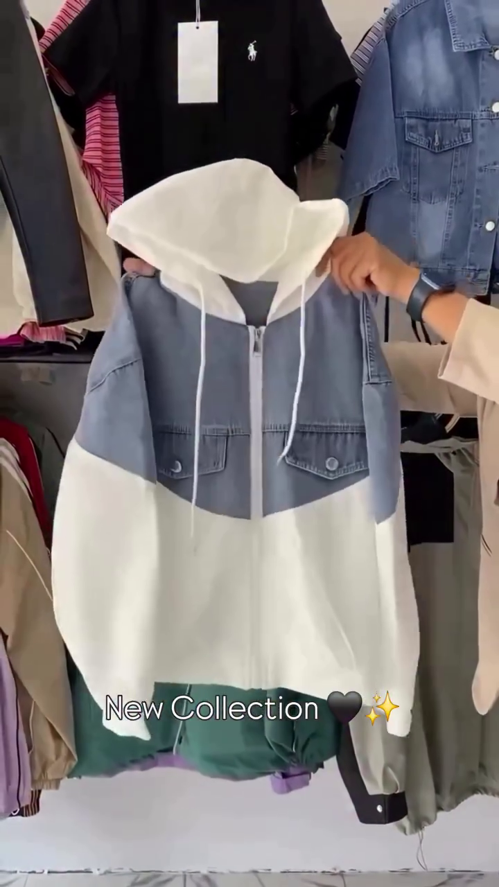 ✨ Denim Fusion Hooded Zip-Up – Trendy, Street-Smart & Ultra-Comfortable ✨