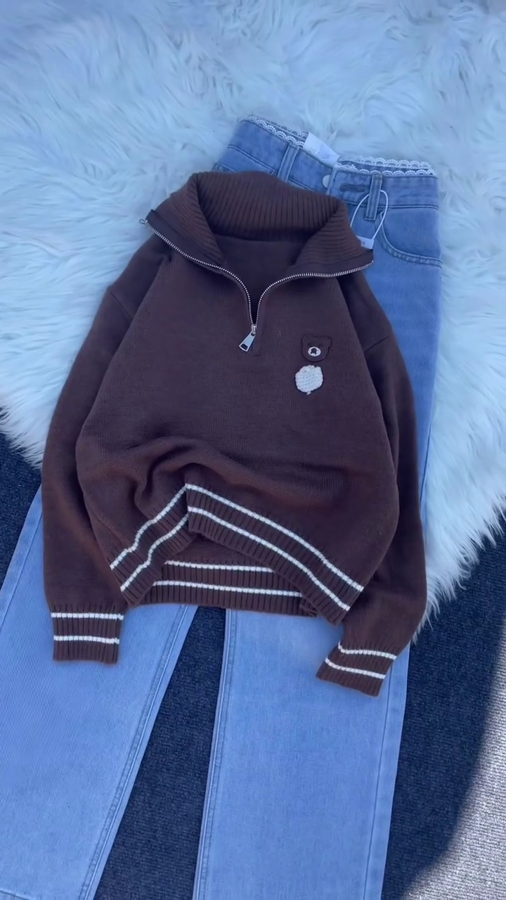 🧸💖 “Cozy Bear Charm Half-Zip Sweater Collection – Cute, Comfy & Winter-Perfect!” 💖🧸  Soft Knit • Warm Style • Adorable Everyday Wear