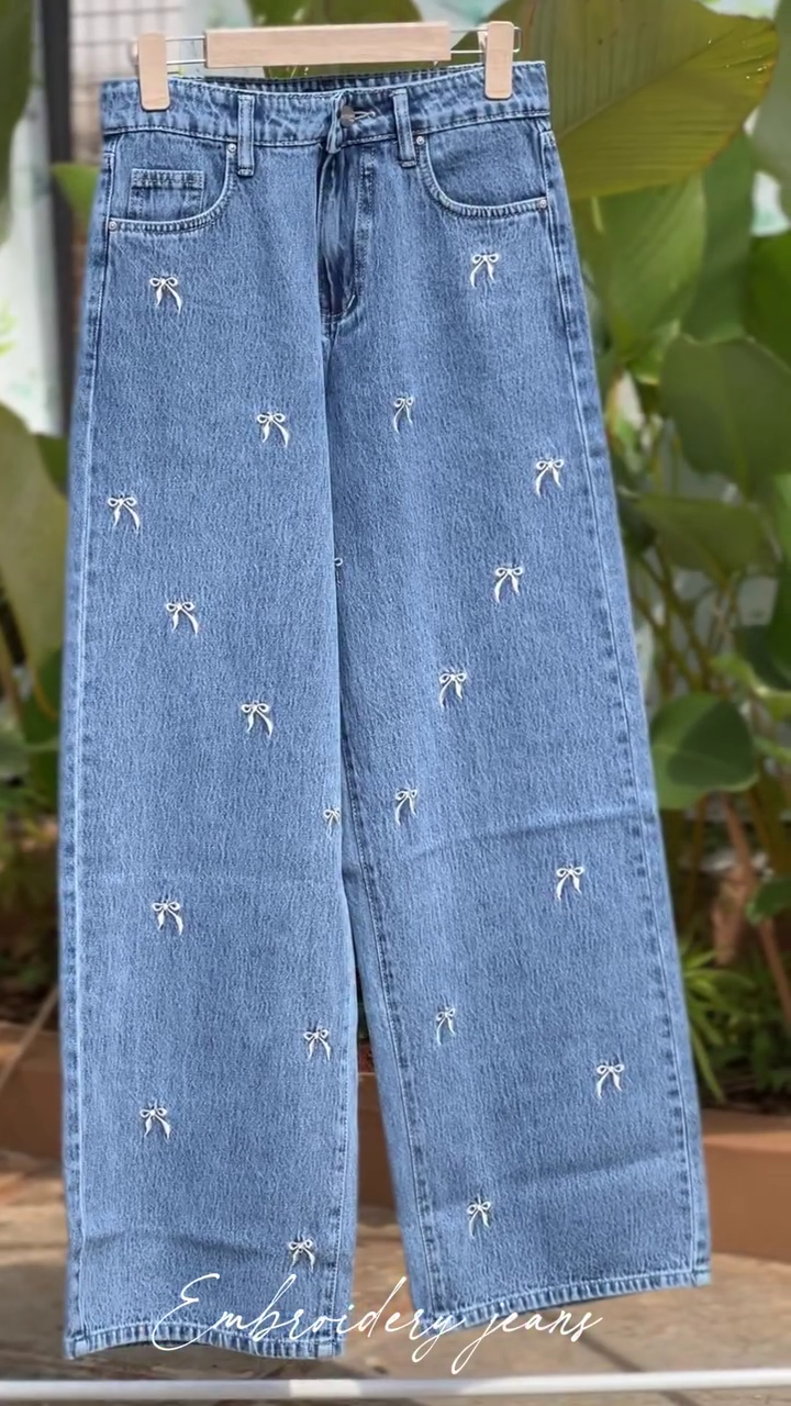 🎀 Bow Embroidery Wide-Leg Denim Jeans – Chic Everyday Statement | XXS–XXL 💙✨