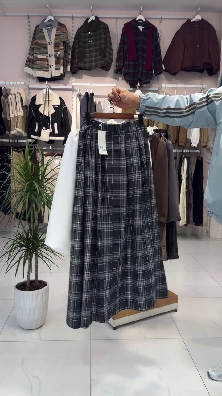 🤍 Ivory Puff Sleeve Blouse & Classic Plaid Flare Skirt Co-Ord – Timeless Chic Collection | XXS–XXL ✨