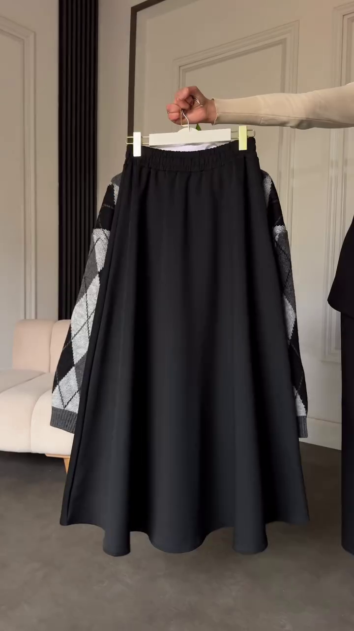 🖤 Classic Ivy Argyle Sweater & Skirt Set – Preppy Chic Collection