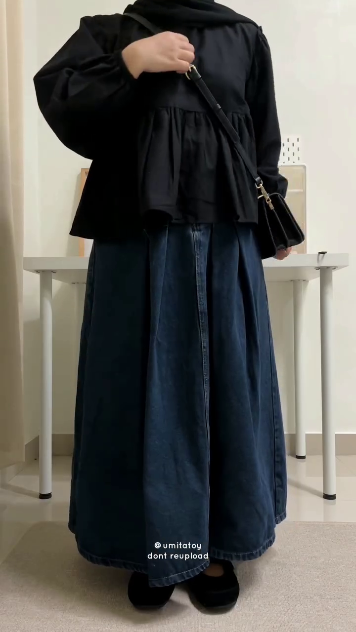 🖤 Modest Elegance Blouse & Denim Maxi Skirt Set – Graceful Everyday Collection