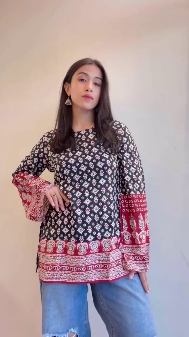 🖤 Rustic Charm Printed Kurta Top – Indo-Fusion Style Edit ❤️