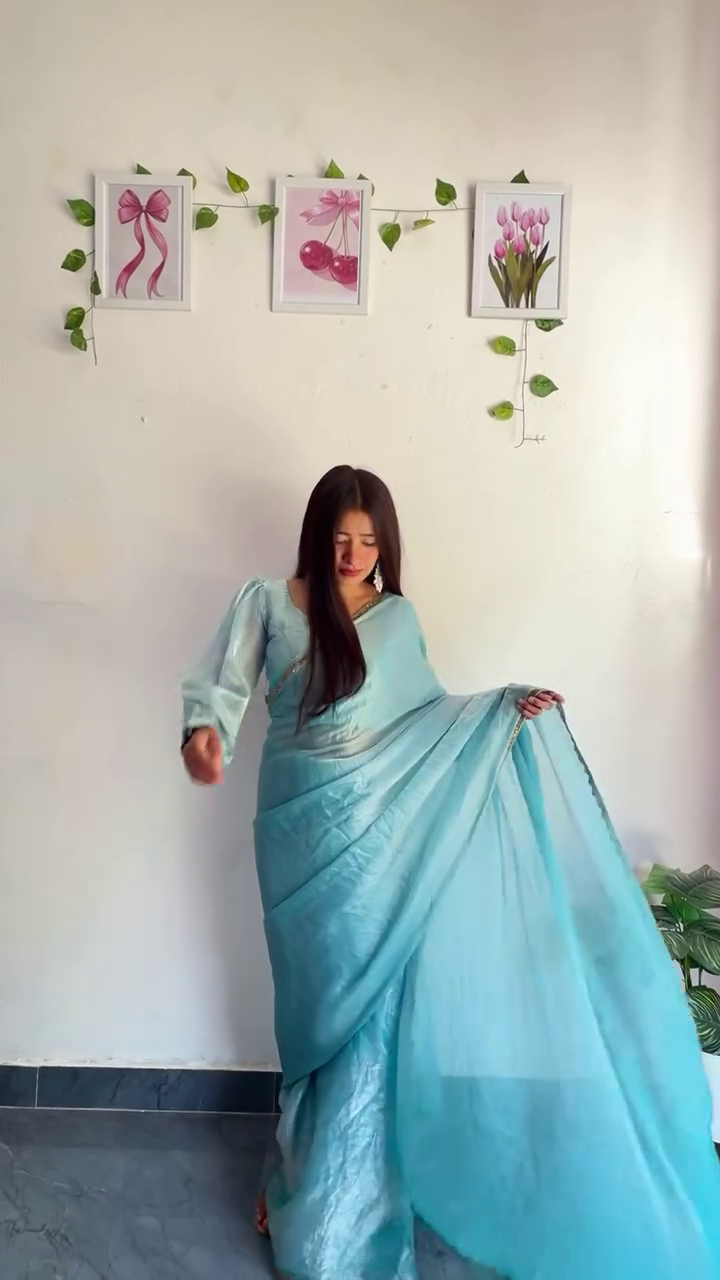 🌸 Blush Breeze Tassel Saree – Soft Glam Ethnic Collection 🌸
