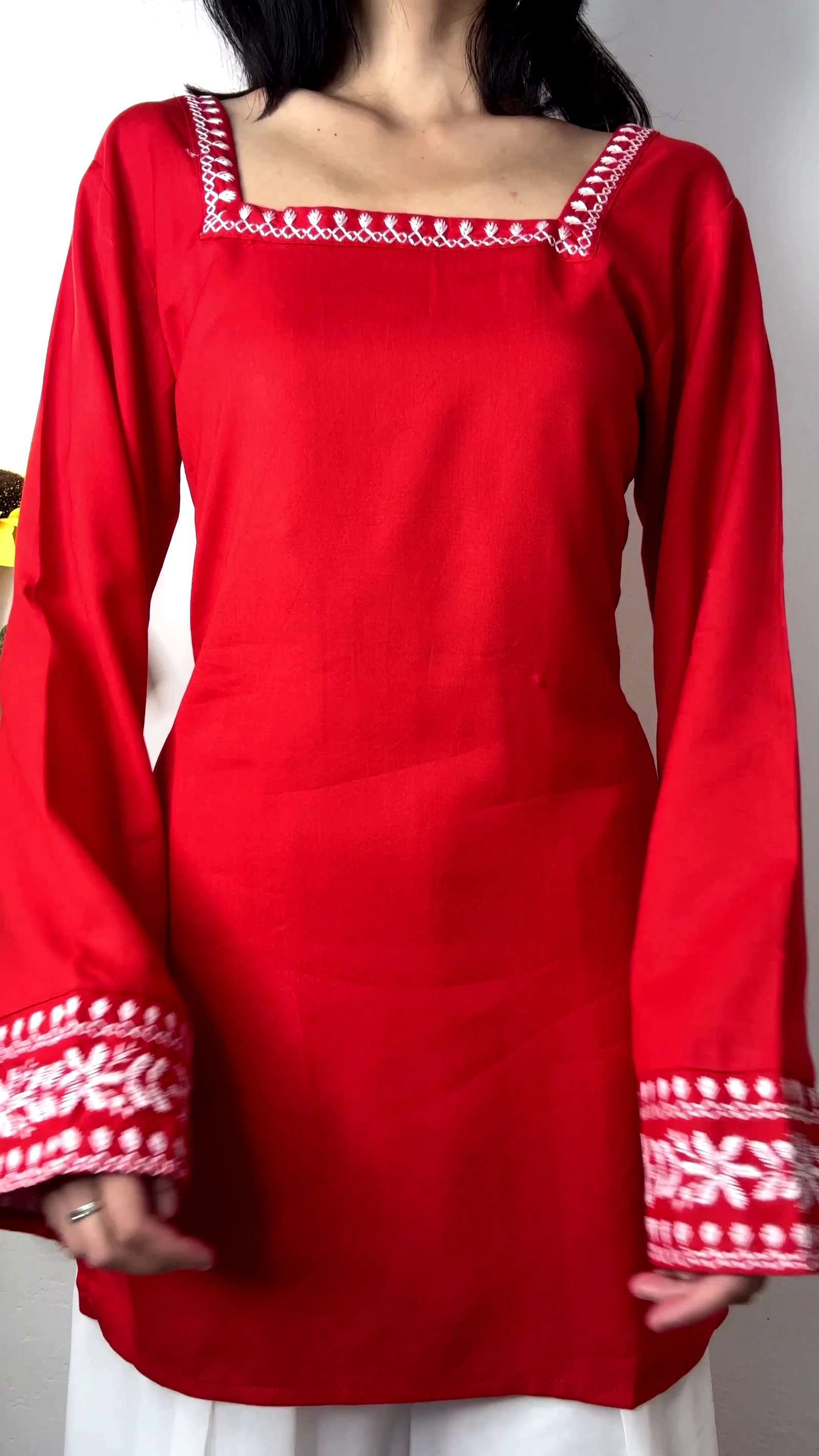❤️ Scarlet Grace Embroidered Kurta Top – Classic Ethnic Elegance ❤️