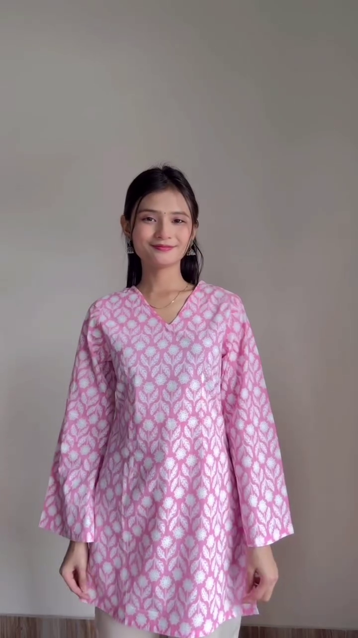 🌸 Pink Aura Printed Kurta Top – Everyday Elegance Collection 🌸