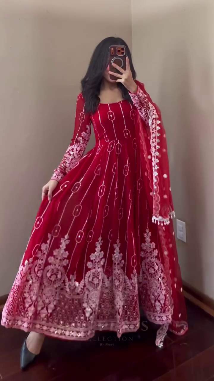 ✨ Ivory Gold Embroidered Anarkali Set – Regal Festive Collection ✨