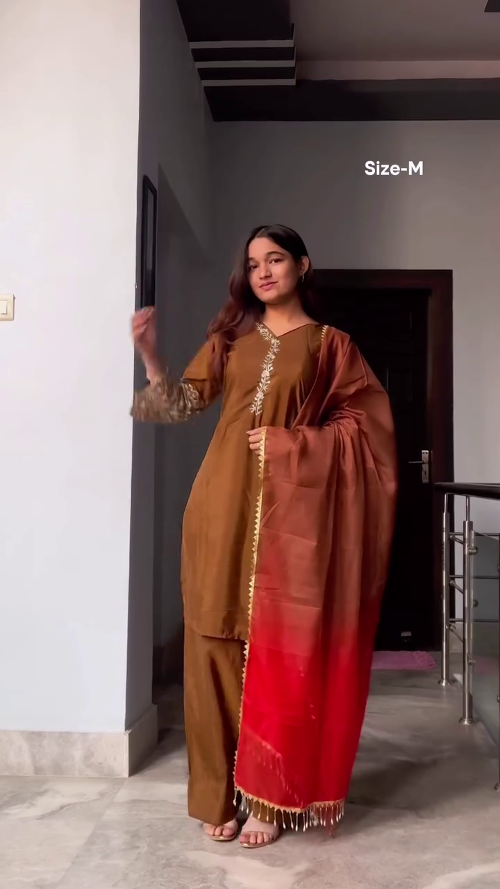 🌸 Pink Blossom Embroidered Kurta Set – Graceful Everyday Ethnic 🌸