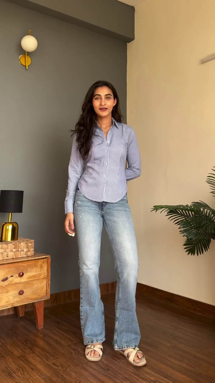 Urban Chic Denim Look Set 💙🖤 | Classic Blue Shirt with Mini Skirt Vibe
