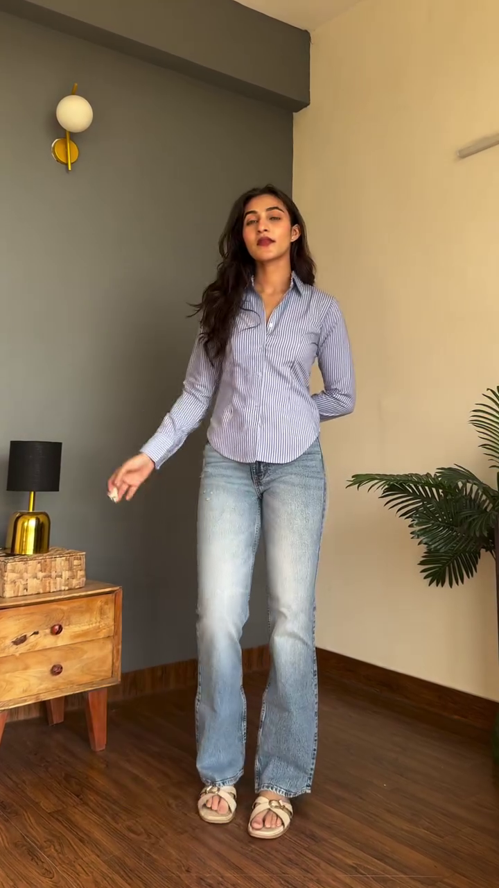 Urban Chic Denim Look Set 💙🖤 | Classic Blue Shirt with Mini Skirt Vibe