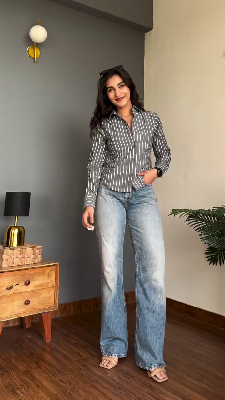 Urban Chic Denim Look Set 💙🖤 | Classic Blue Shirt with Mini Skirt Vibe