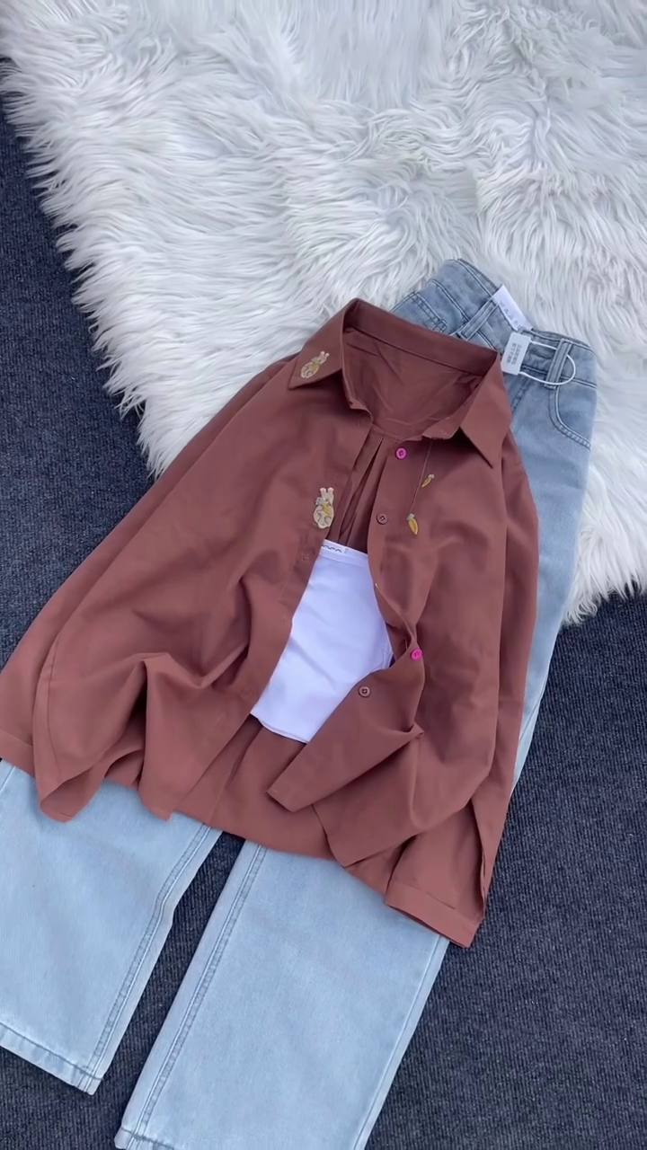 “Barbie Pop Casual Set 💖✨ | Hot Pink Shirt with Denim Chic Combo”