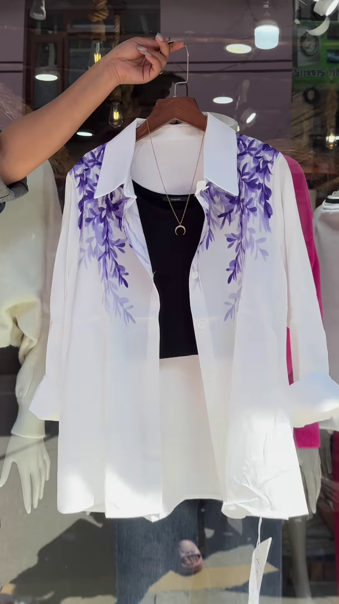 ๐ฟ Elegant Floral Embroidered Shirt โ Available in 3 Colors! ๐ฟ - Image 2