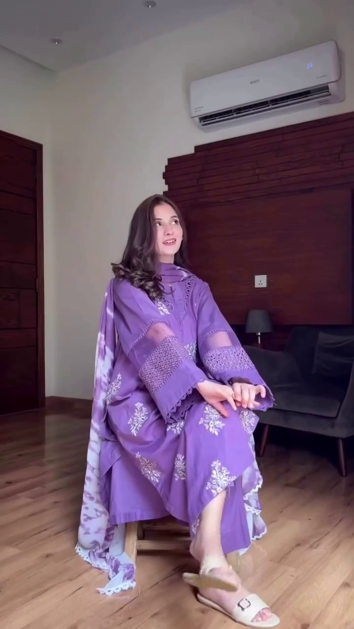 DESIGNER WEAR EXCLUSIVE SUIT IN ROMAN SILK FABRIC TOP AND PANT WITH SILVER CHIFFON - Image 8
