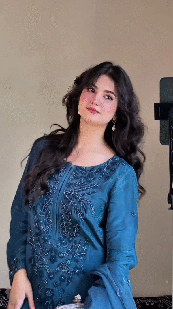 Launching New Đěsigner Party Wear Look Pur Natural Crepe Top & Palazzo With Dupatta set - Image 2