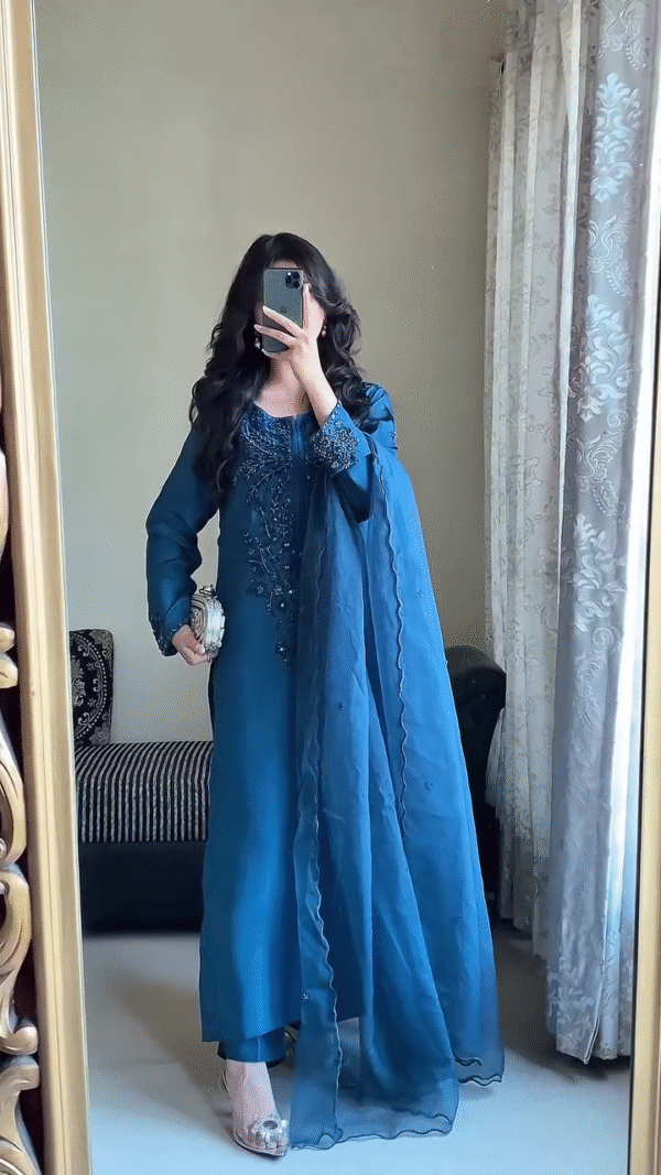Launching New Đěsigner Party Wear Look Pur Natural Crepe Top & Palazzo With Dupatta set