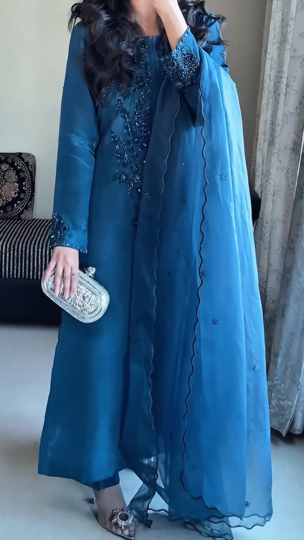 Launching New Đěsigner Party Wear Look Pur Natural Crepe Top & Palazzo With Dupatta set - Image 5