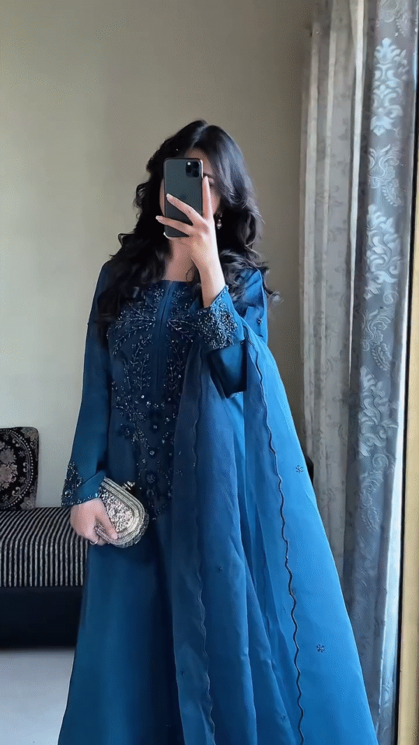 Launching New Đěsigner Party Wear Look Pur Natural Crepe Top & Palazzo With Dupatta set - Image 9